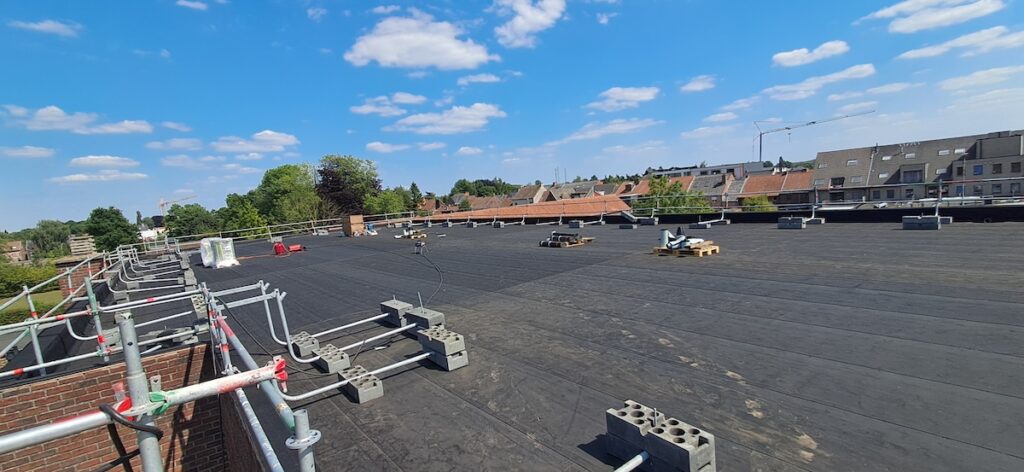 Epdm roofing op een plat dak