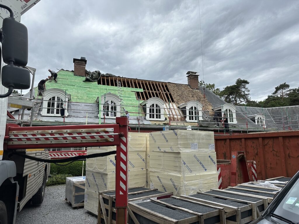 Renovatie van een hellend dak